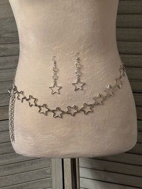 SILVER TONE STAR BELT & EARRING SET - Lobster Clasp/Chain w/ Star Drop Earrings